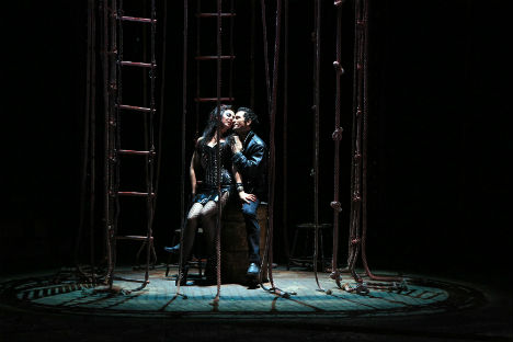 Una scena dello spettacolo al Teatro Bolshoj di Mosca (Foto: Oleg Chernous / Teatro Bolshoj)