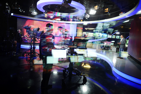 All’interno di uno studio televisivo (Foto: TASS / Dzhavajadze)