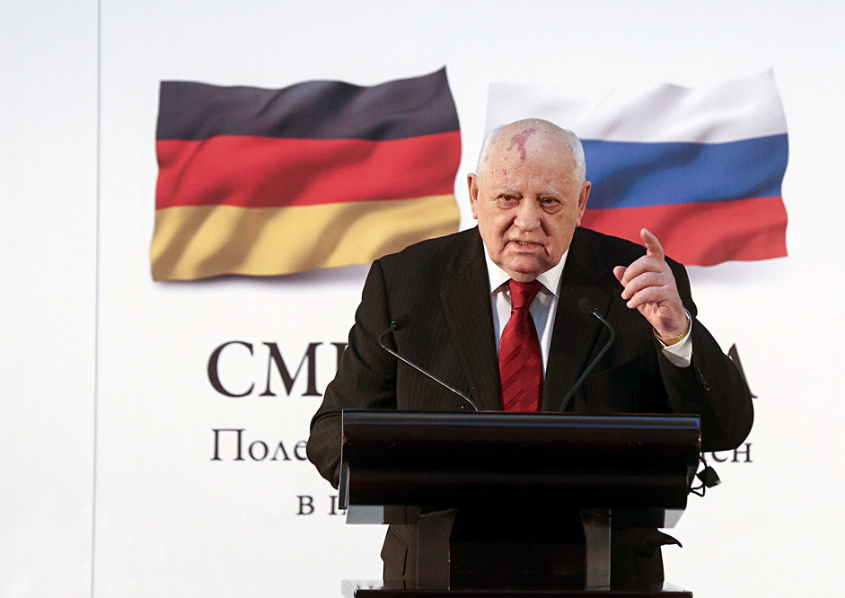 L’ex presidente dell’Urss Mikhail Gorbaciov durante la presentazione di un libro a Mosca