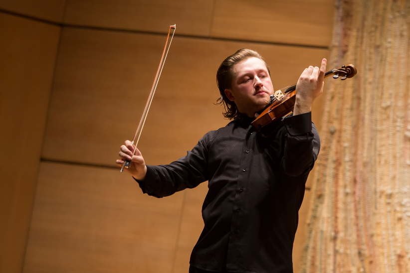 Il violinista Pavel Miljukov 