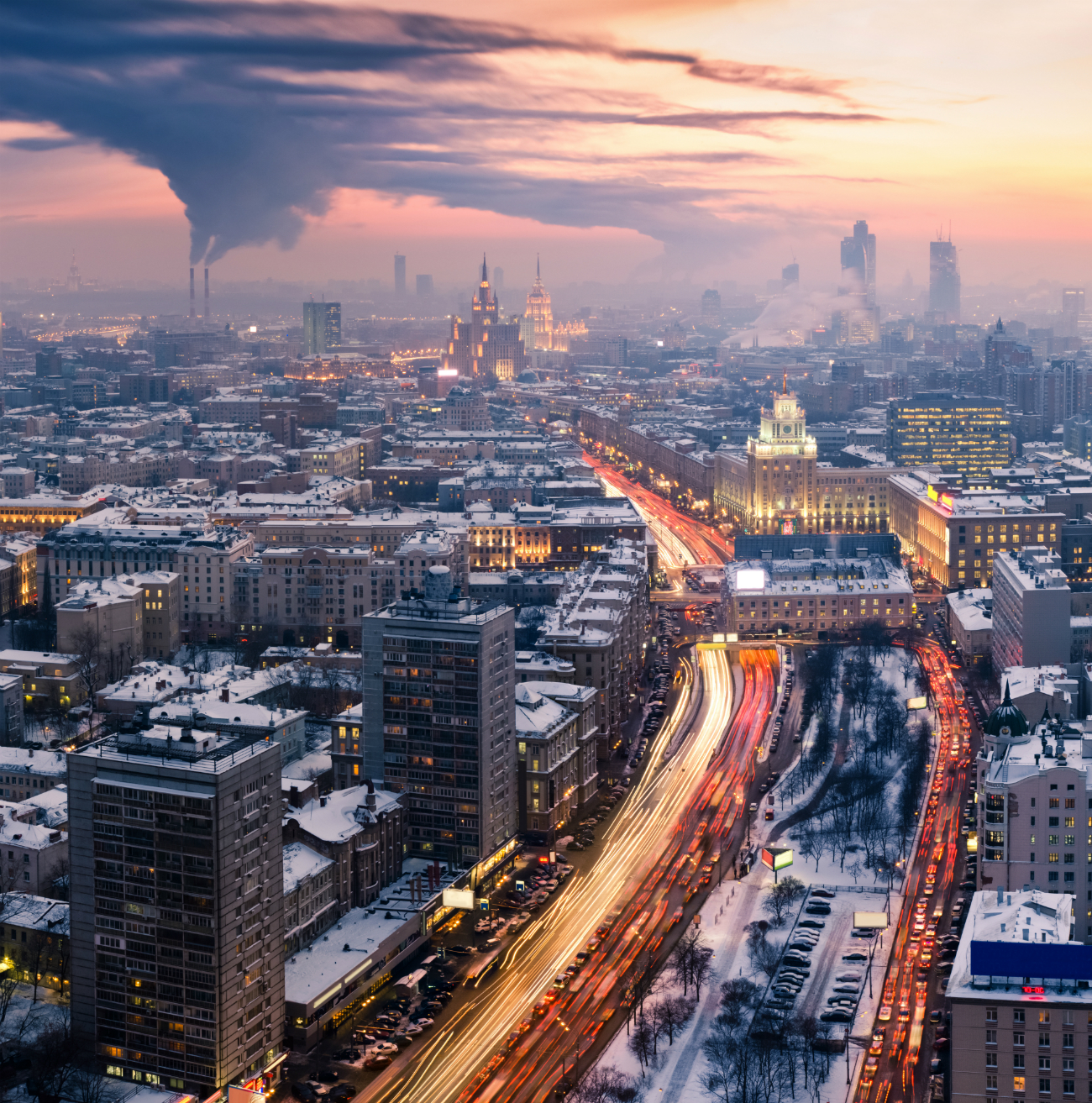 Para diminuir número de veículos na capital, é preciso também mudar a mentalidade dos moscovitas, segundo especialista