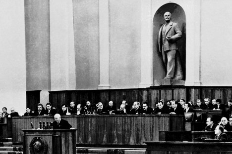 ソ連共産党第20回大会開幕、フルシチョフの特別報告の時　＝ロシア通信
