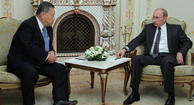 2010年、森喜朗元首相とプーチン首相　＝ロシア通信撮影