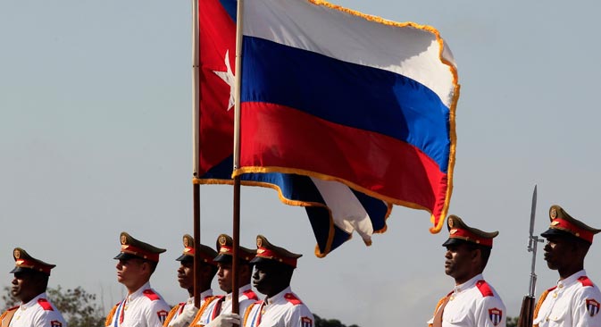 Латиноамерички правац је важан самостални вектор руске спољне политике. Само у протекле две године одржано је 10 самита и преко 30 сусрета на високом нивоу. На фотографији: заставе Русије и Кубе. Извор: Reuters.