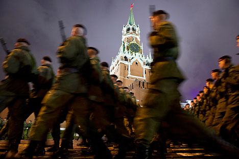 Припрема за најграндиознију манифестацију у Русији почиње већ у јесен претходне године. Извор: AP.