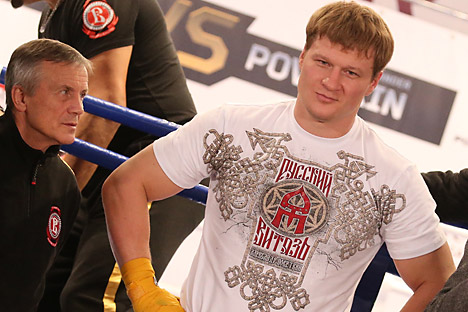 Појава новог таласа руских шампиона подстиче гледаоце да пуне боксерске дворане. На слици: Александар Поветкин. Извор: Photoshot / Vostock Photo.