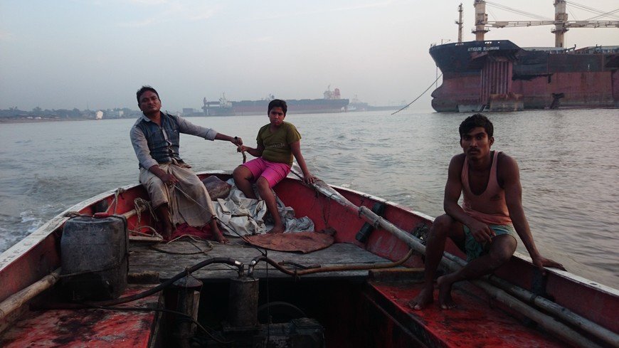 Shipbreaking in Chittagong, Bangladesh