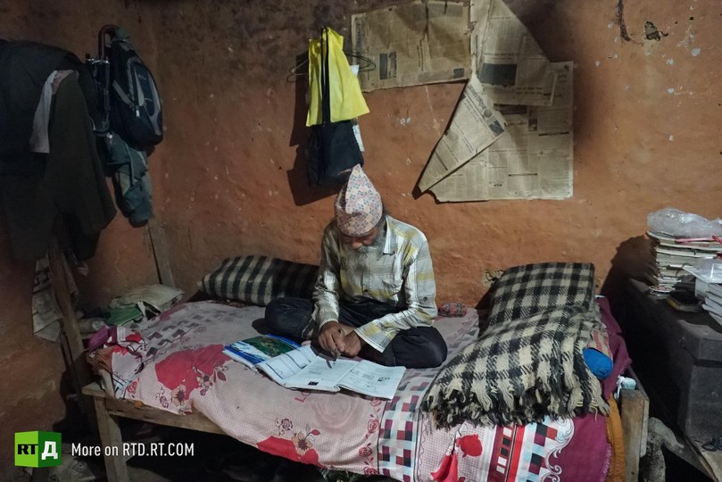 Durge Kami, Nepal's oldest school pupil